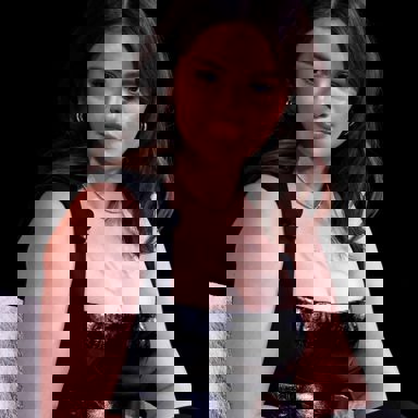 Selena Gomez photo 18