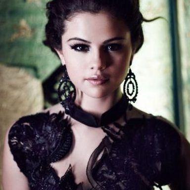 Selena Gomez photo 343