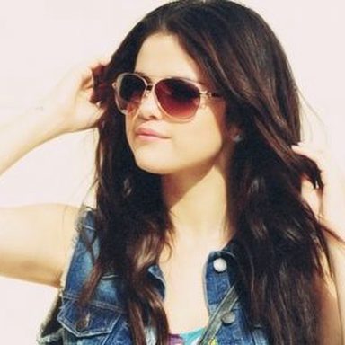 Selena Gomez photo 527