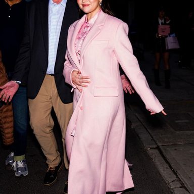 Selena Gomez photo 26