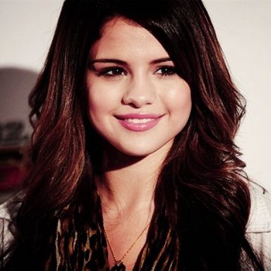 Selena Gomez photo 451