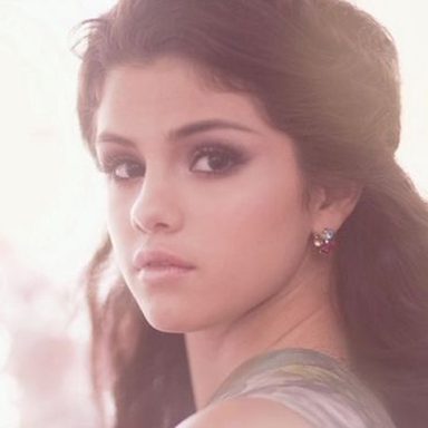 Selena Gomez photo 598