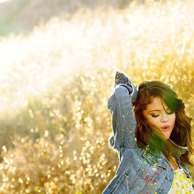 Selena Gomez photo 531