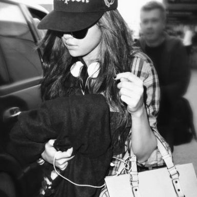 Selena Gomez photo 457