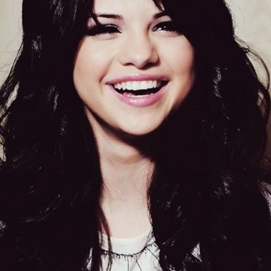 Selena Gomez photo 450