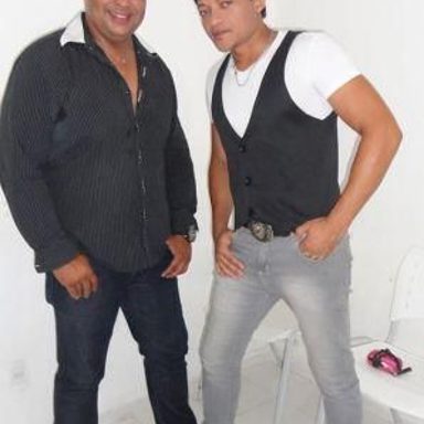 Sertanejos do Arrocha
