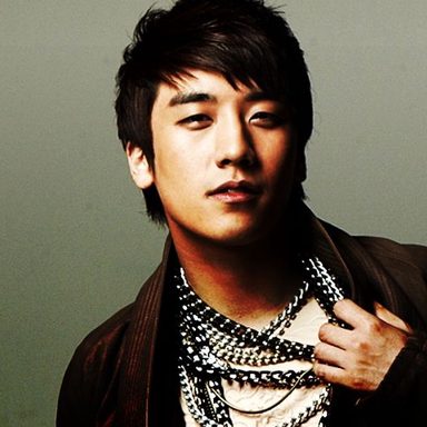 SeungRi photo 36
