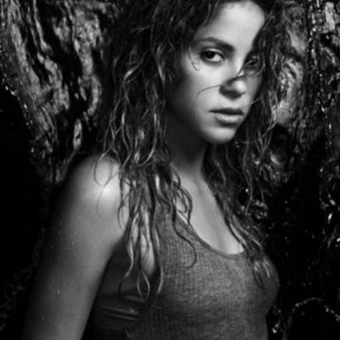 Shakira photo 136