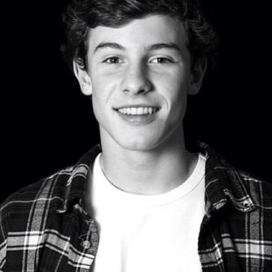 Shawn Mendes photo 127