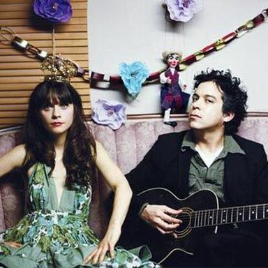 She & Him photo 38