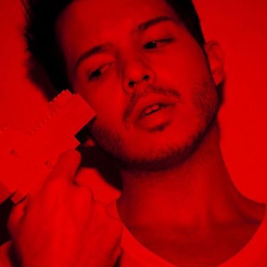 Simon Curtis