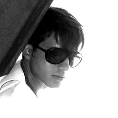 Simon Curtis photo 45