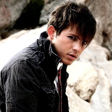 Simon Curtis photo 42