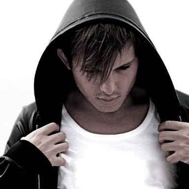 Simon Curtis photo 34