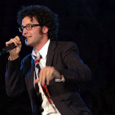 Simone Cristicchi