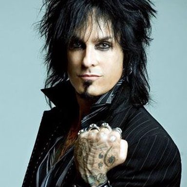 Sixx AM photo 11