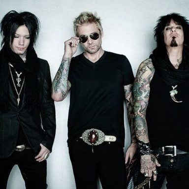 Sixx AM
