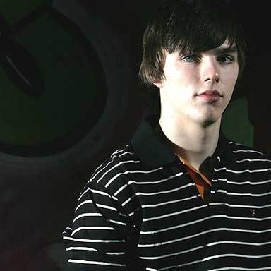 Skins photo 43