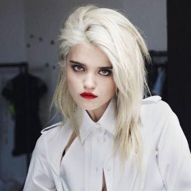 Sky Ferreira photo 18