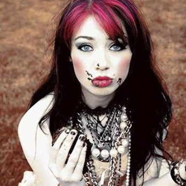 Skye Sweetnam photo 16