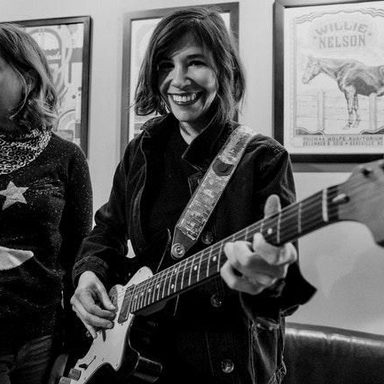 Sleater-Kinney photo 17