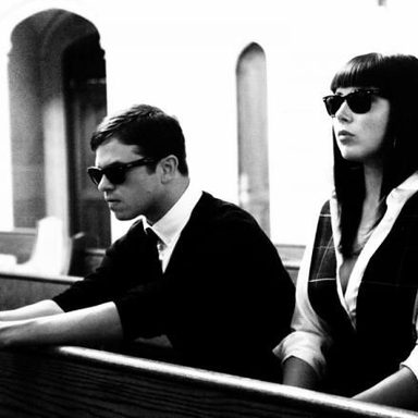 Sleigh Bells photo 9