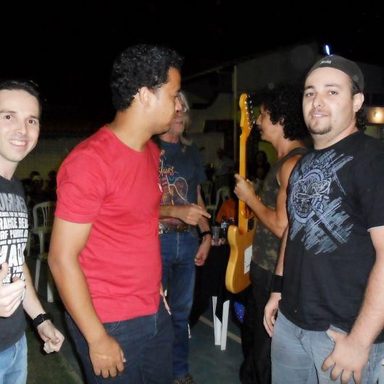 Sociedade Crua
