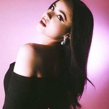 Sofia Carson photo 19