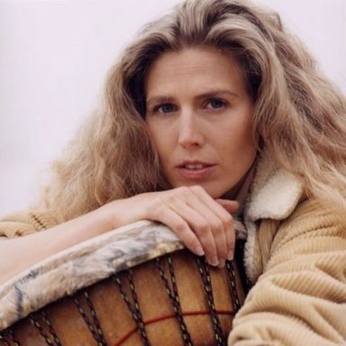 Sophie B. Hawkins
