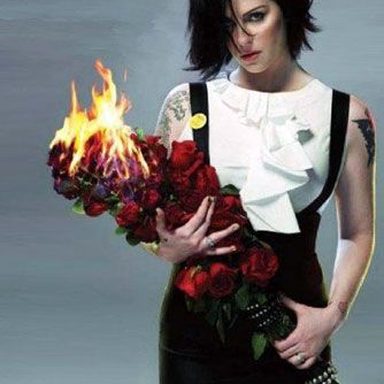 Spinnerette