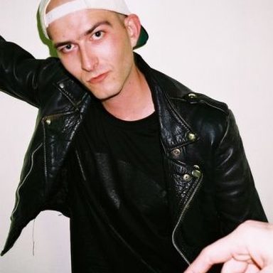 Splashh photo 17