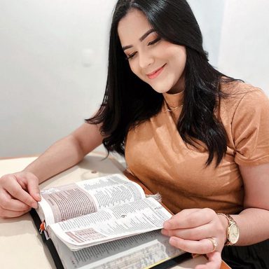 Stella Laura