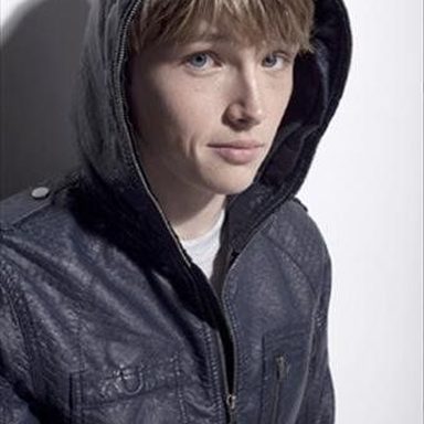 Sterling Knight photo 10