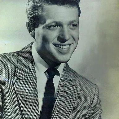 Steve Lawrence