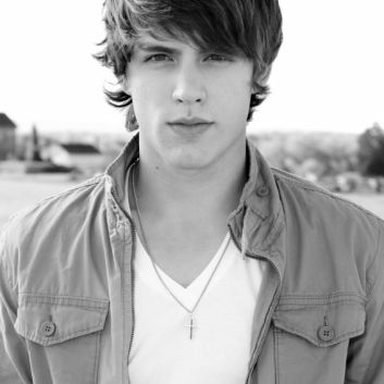 Struan Shields