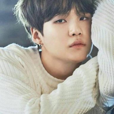 SUGA (BTS) photo 24