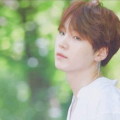 SUGA (BTS) photo 38