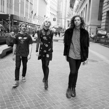 Sunflower Bean