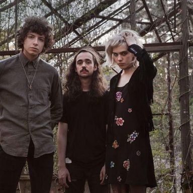Sunflower Bean