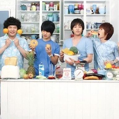 Super Junior Happy