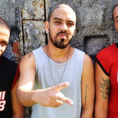SuspeitoUmDois