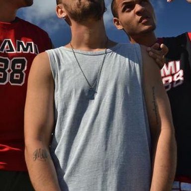 SuspeitoUmDois