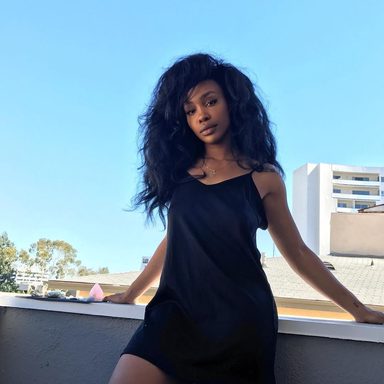 SZA photo 23