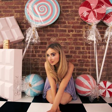 Sabrina Carpenter photo 739