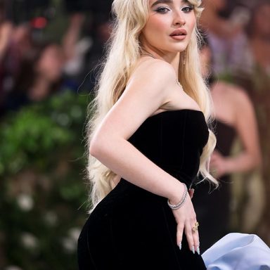 Sabrina Carpenter photo 147