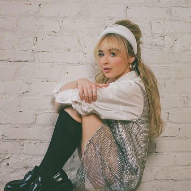 Sabrina Carpenter photo 1030