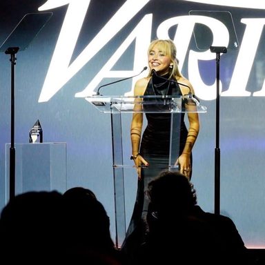 Sabrina Carpenter photo 568