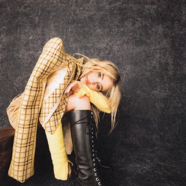 Sabrina Carpenter photo 464