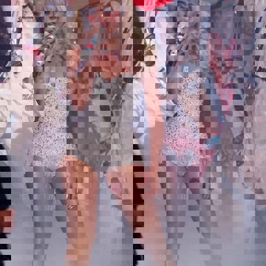 Sabrina Carpenter photo 15