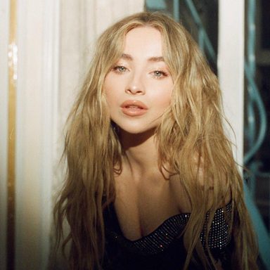 Sabrina Carpenter photo 1024